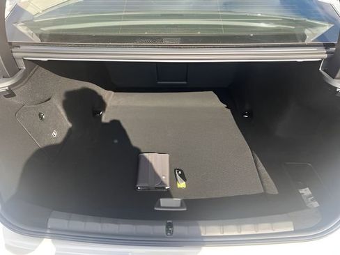 Used 2024 BMW i7 eDrive50 RWD image 23