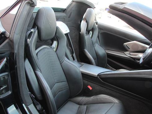 Used 2023 Chevrolet Corvette Stingray Premium Conv w/ Battery Protection Package RWD image 15
