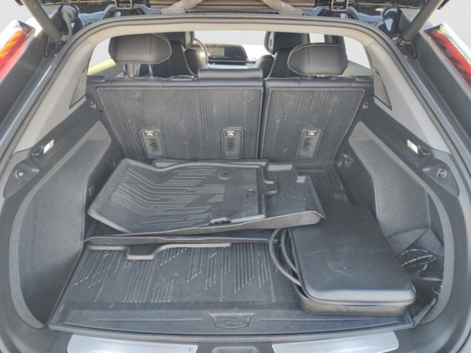 Used 2025 Cadillac Optiq Sport 2 AWD/4WD image 19