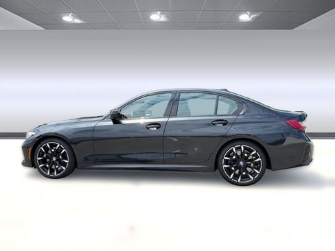 Used 2025 BMW M340i RWD image 2