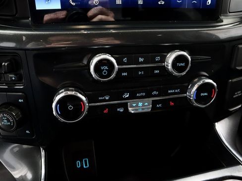 Certified 2022 Ford F150 XLT w/ Equipment Group 302A High image 33