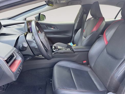 Used 2023 Toyota Prius Prime FWD image 9