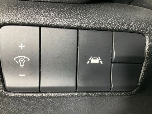 Used 2020 Kia Sportage LX image 21