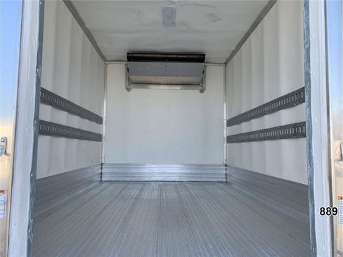 Used 2020 Ford F550 2WD Regular Cab Super Duty image 8