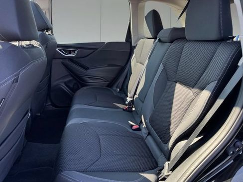Certified 2024 Subaru Forester Premium AWD/4WD image 10
