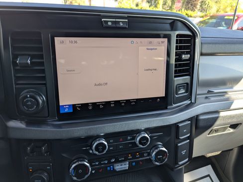 Used 2025 Ford F450 Platinum w/ FX4 Off-Road Package image 28