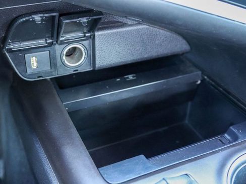 Used 2022 Toyota Camry XSE image 22