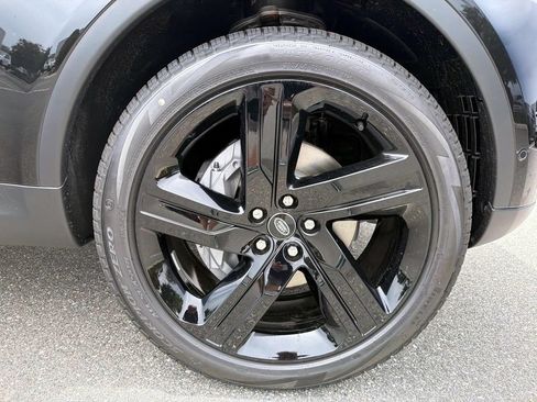 New 2026 Land Rover Discovery S AWD/4WD image 10