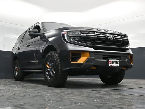 Certified 2025 Ford Expedition Tremor AWD/4WD image 60