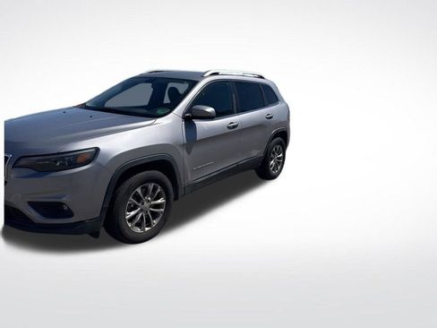 Used 2019 Jeep Cherokee Latitude Plus image 10