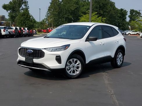 Certified 2025 Ford Escape Active AWD/4WD image 34