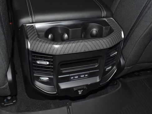 New 2026 RAM 1500 4x4 Crew Cab image 30