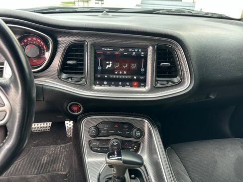 Used 2019 Dodge Challenger SRT Hellcat Redeye RWD image 10