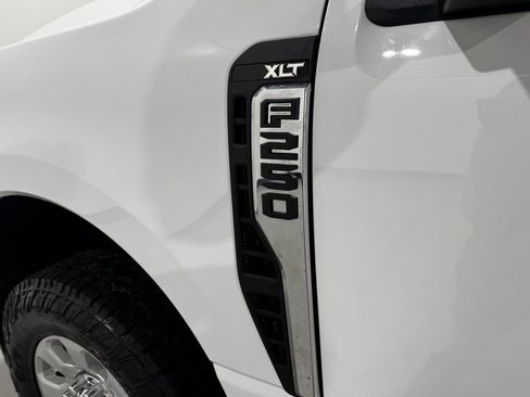 Used 2024 Ford F250 XLT AWD/4WD image 30