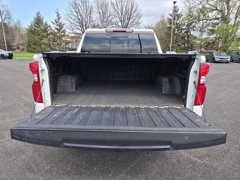 Used 2019 Chevrolet Silverado 1500 RST image 16
