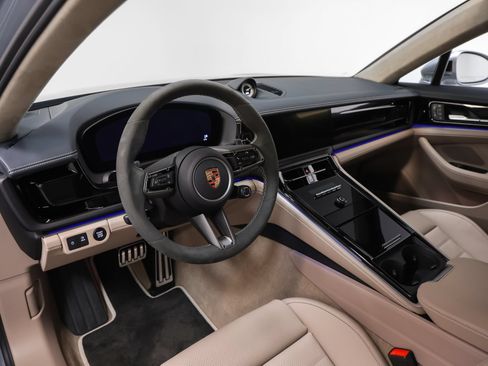 Certified 2026 Porsche Panamera GTS AWD/4WD image 65