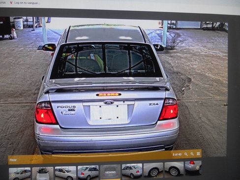 Used 2006 Ford Focus SES FWD image 5