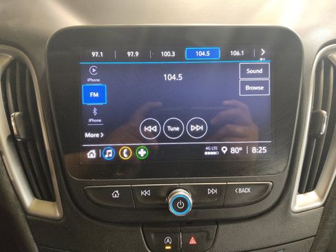Used 2021 Chevrolet Malibu RS FWD image 25