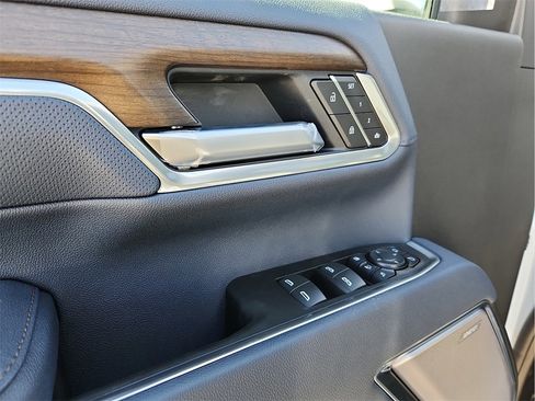 New 2026 Chevrolet Silverado 2500 High Country w/ Technology Package image 15