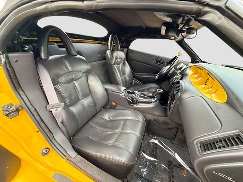 Used 2002 Chrysler Prowler RWD image 11