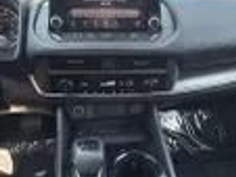 Used 2023 Nissan Rogue SV AWD/4WD image 19