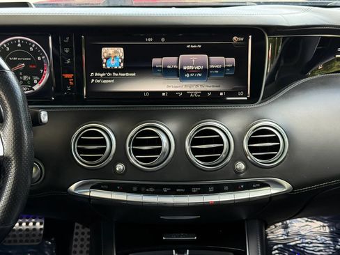 Used 2016 Mercedes-Benz S 63 AMG 4MATIC Coupe image 20