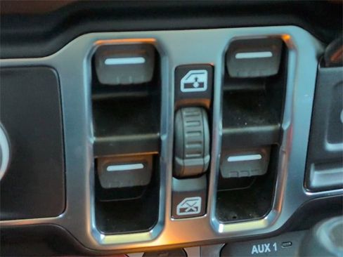 Certified 2024 Jeep Wrangler Unlimited Rubicon image 25