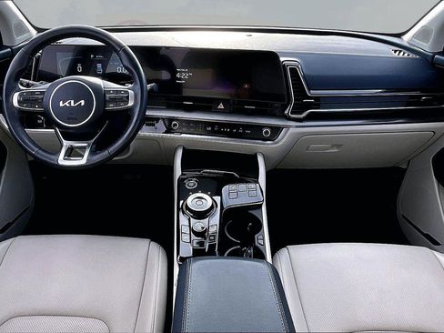 Used 2024 Kia Sportage EX image 14