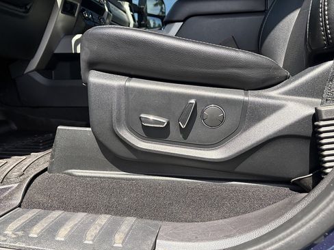 Used 2019 Ford F250 Lariat w/ Lariat Ultimate Package AWD/4WD image 19