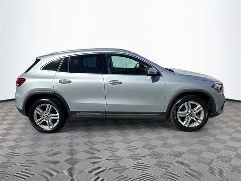Used 2021 Mercedes-Benz GLA 250 w/ Premium Package image 5