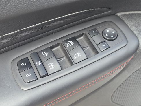 Used 2023 Dodge Durango R/T RWD image 25