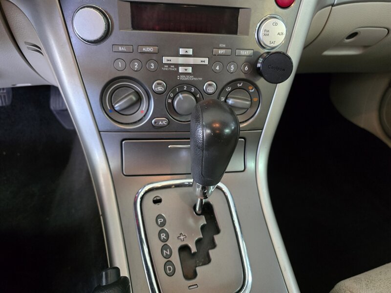 Used 2009 Subaru Outback 2.5i Special Edition AWD/4WD image 20