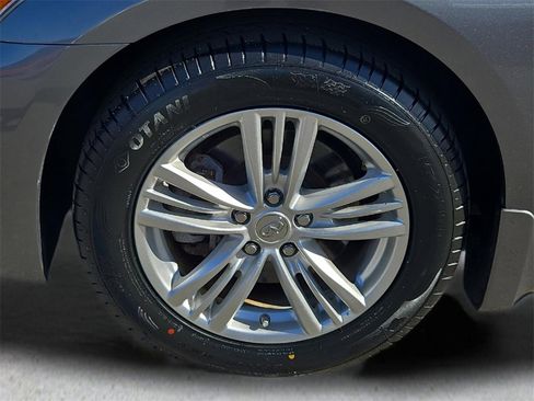 Used 2012 INFINITI G37 x w/ Premium Pkg image 8