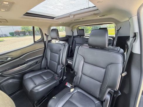 Used 2018 GMC Acadia SLT AWD/4WD image 18