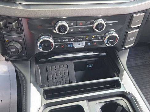 Used 2026 Ford F250 Platinum w/ FX4 Off-Road Package AWD/4WD image 21