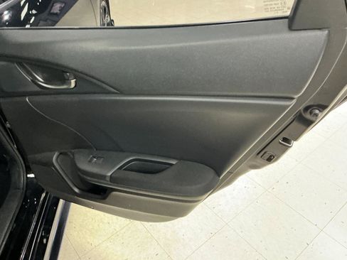 Used 2018 Honda Civic Sport image 23