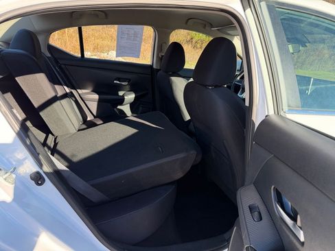 Used 2021 Nissan Sentra SV image 31