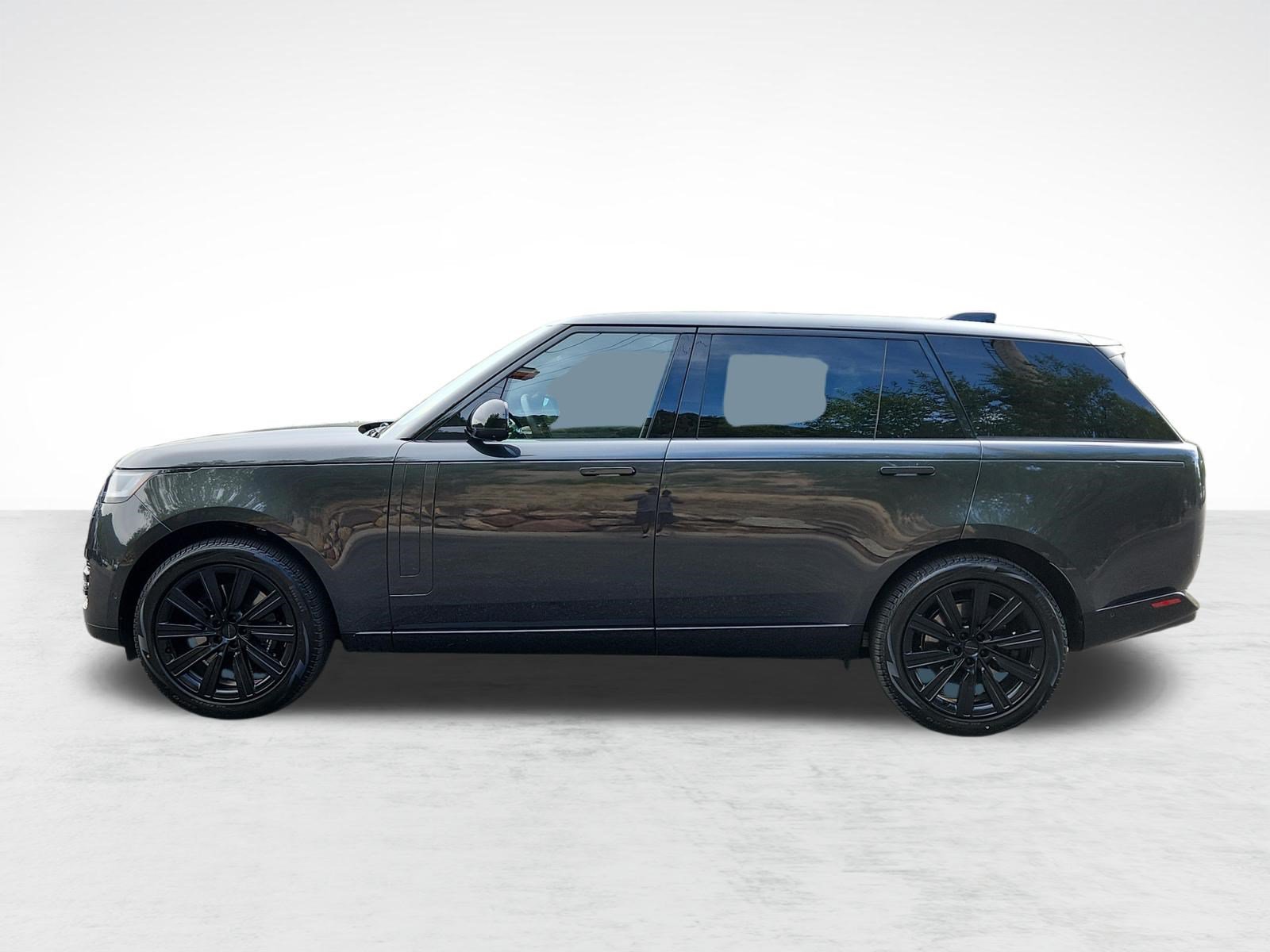Used 2026 Land Rover Range Rover Long Wheelbase SE AWD/4WD image 2
