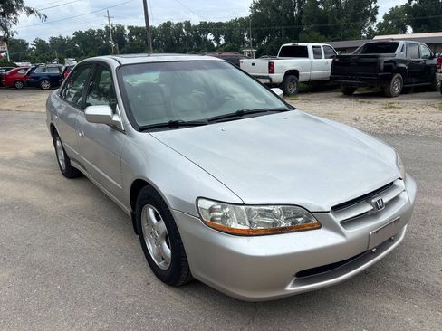 Used 1998 Honda Accord EX image 3