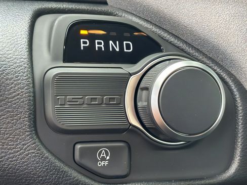 New 2026 RAM 1500 Express image 18