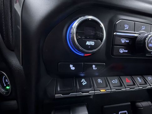 Used 2019 Chevrolet Silverado 1500 RST w/ All-Star Edition image 10