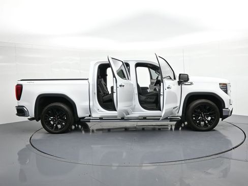 Used 2025 GMC Sierra 1500 SLT w/ SLT Premium Package AWD/4WD image 36