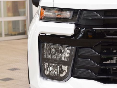 New 2026 Chevrolet Silverado 2500 W/T w/ WT/CX Safety Package AWD/4WD image 12