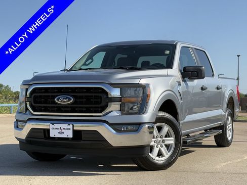 Used 2023 Ford F150 XLT RWD image 2