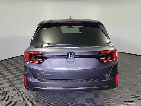Certified 2025 Honda Odyssey EX-L image 5