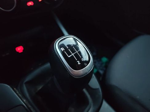 Used 2020 Kia Soul LX FWD image 9