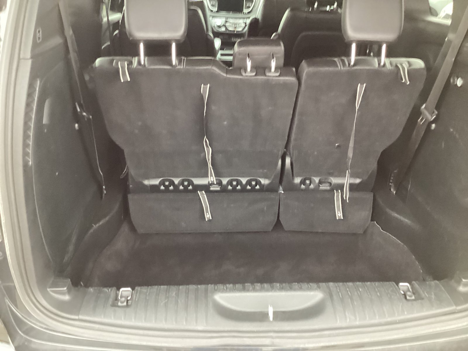 Used 2025 Chrysler Pacifica Select FWD image 16
