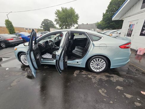Used 2013 Ford Fusion Energi Titanium w/ Driver Assist Pkg FWD image 23