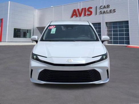 Used 2025 Toyota Camry LE FWD image 2