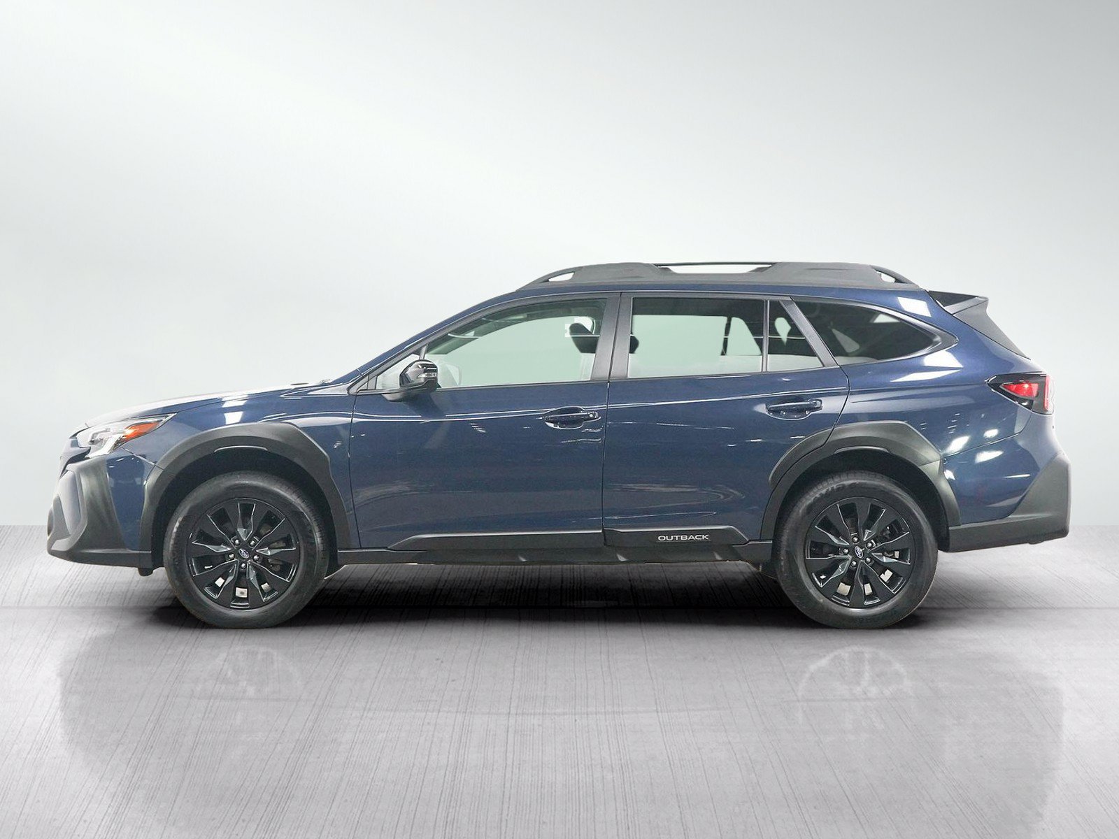 Used 2024 Subaru Outback Onyx Edition AWD/4WD image 2